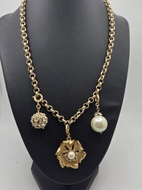 Flower Crystal Charm Necklace, Chunky Chain 18" long Rhinestone & Faux Pearl